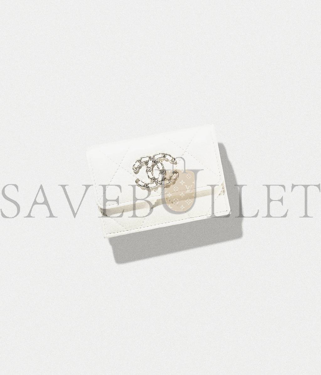 Ch*el 19 small flap wallet ap1789 b07327 10601 (12*7.5*2.5cm)